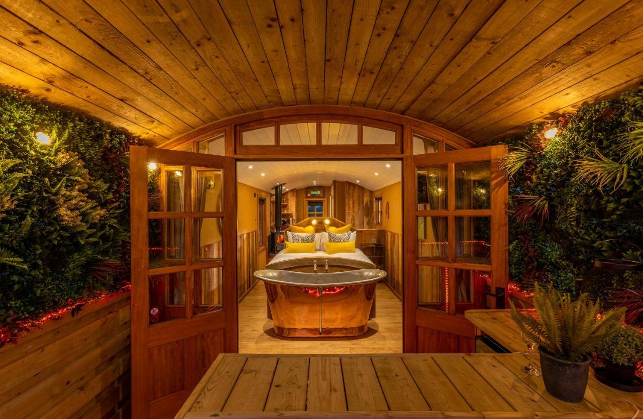 דירות וורצ'סטר Ashwood Shepherd Hut -Ockeridge Rural Retreats מראה חיצוני תמונה