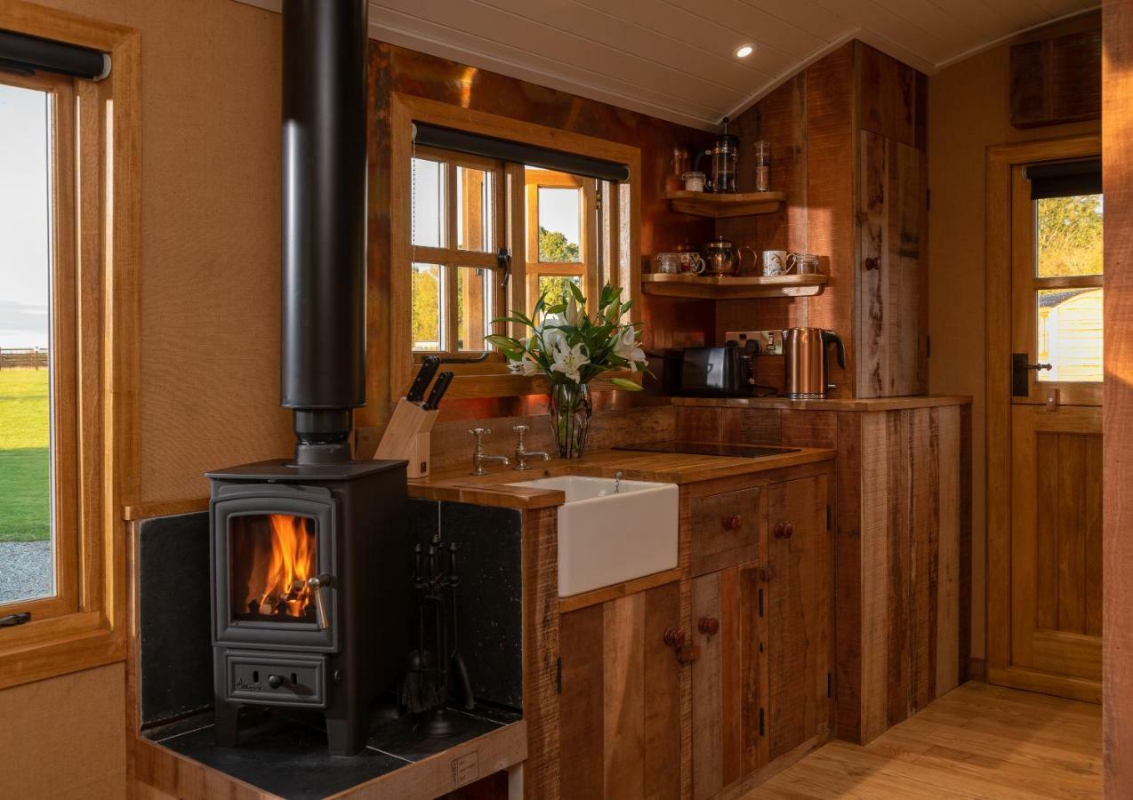 דירות וורצ'סטר Ashwood Shepherd Hut -Ockeridge Rural Retreats מראה חיצוני תמונה